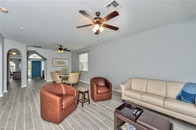 Building Photo - 11533 Woodmount Ln