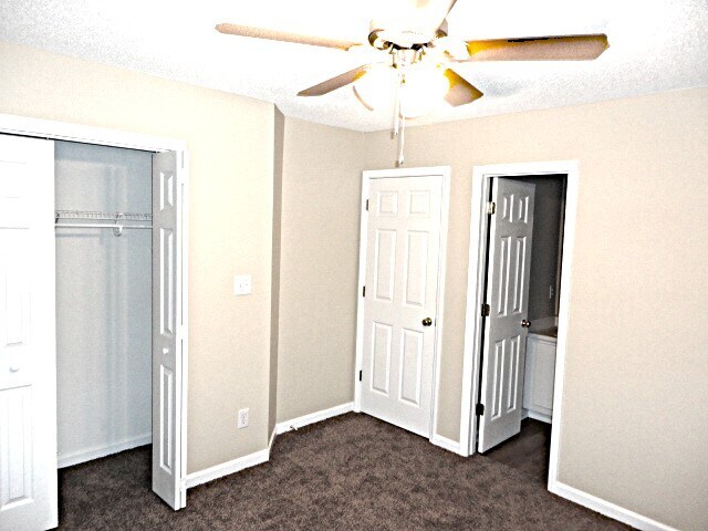 Foto del edificio - 103 Homestead Park Dr