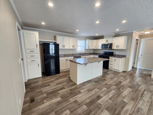 Building Photo - 3726 Birch St