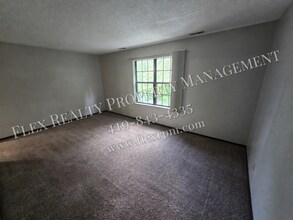 Building Photo - 3353 W Laskey Rd