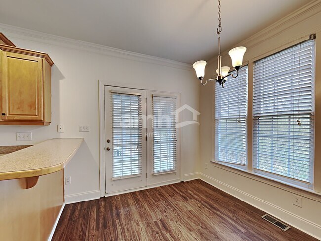 Foto del edificio - 830 Red Hawk Ct