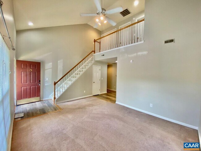 Building Photo - 115 Waterbury Ct