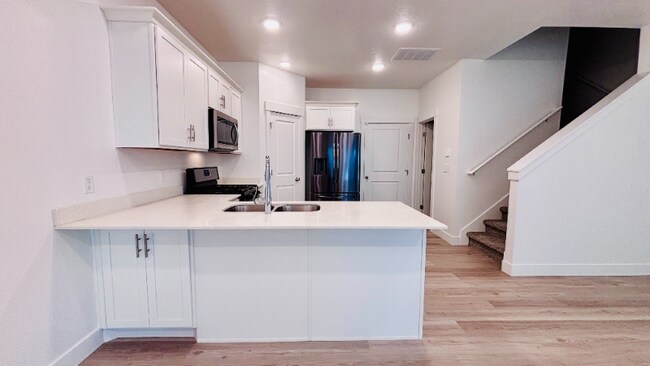 Foto del edificio - 538 N 100 E