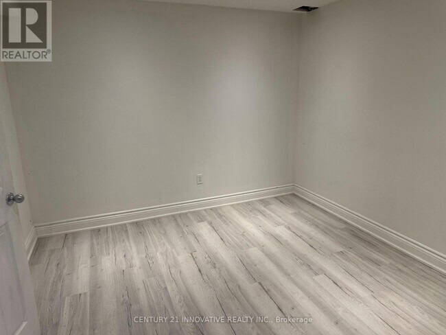 Building Photo - 308 Granby Ct