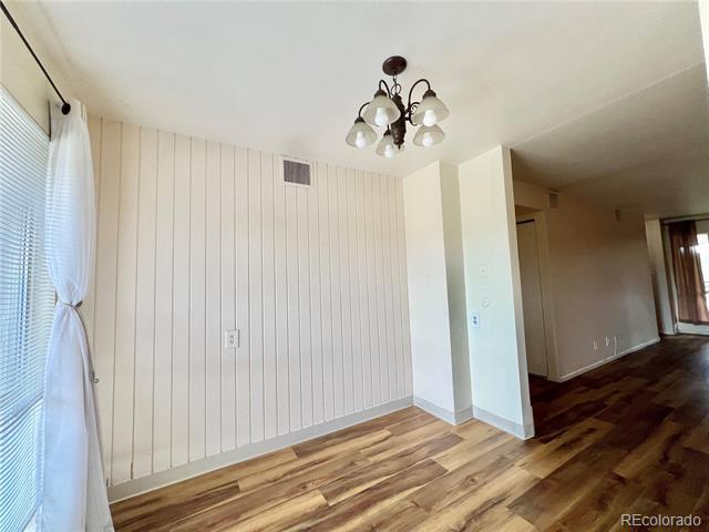 Foto del edificio - 6495 E Happy Canyon Rd