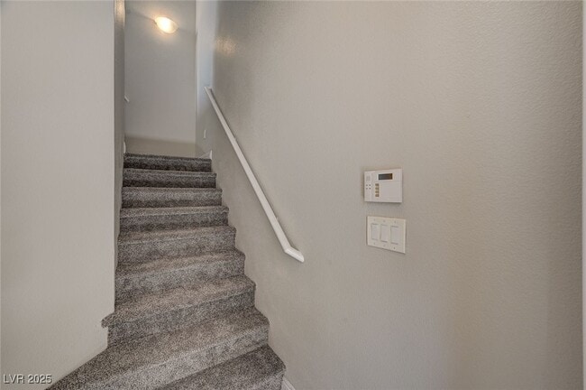 Building Photo - 9140 Forest Willow Ave