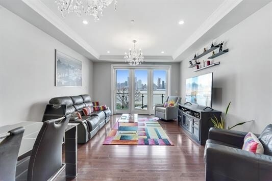 Foto principal - 250 Henley Pl