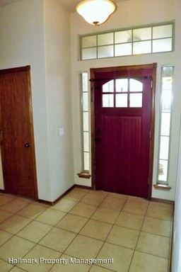 Foto del edificio - 3316 Ashton Dr