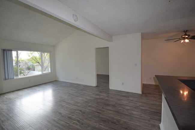 Building Photo - 7350 Kester Ave