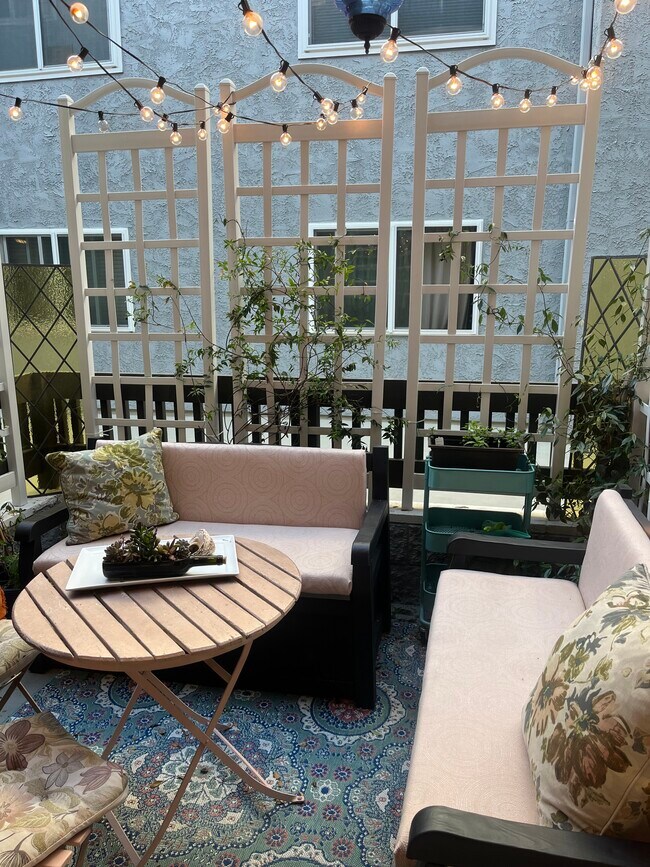 Patio - 8635 Falmouth Ave