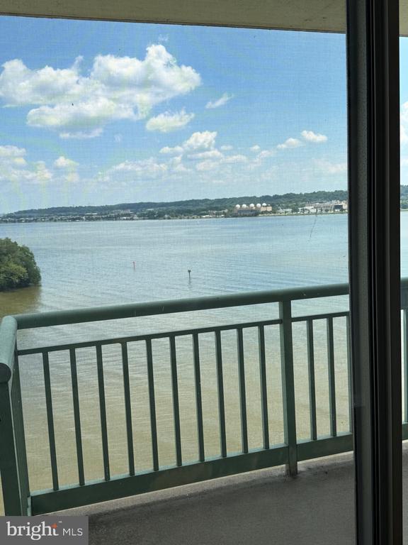 Foto del edificio - 501 Slaters Ln