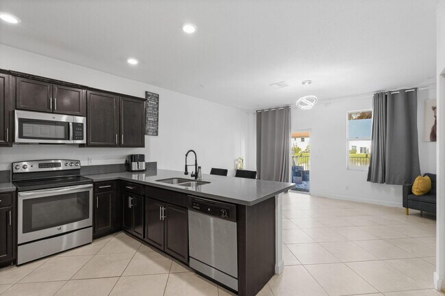 Foto del edificio - 5313 Ashley River Rd