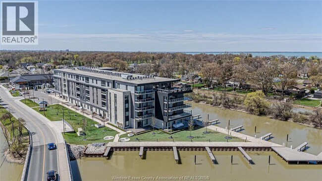 Photo du bâtiment - 14400 Tecumseh Rd E