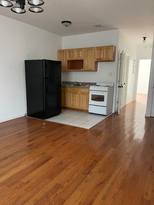 2255 E Clearfield St Unit A, Philadelphia, PA 19134 Room for Rent in