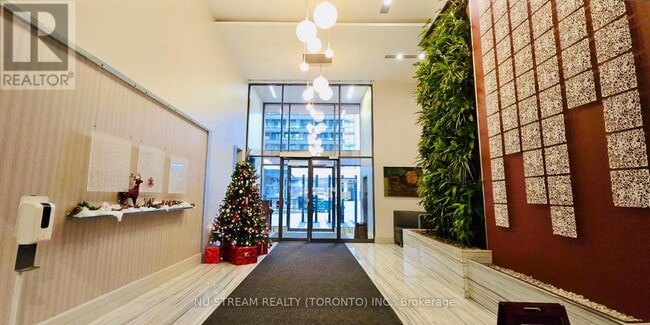 Building Photo - 111 Elizabeth St