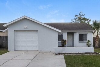 Building Photo - 1310 Coolmont Dr