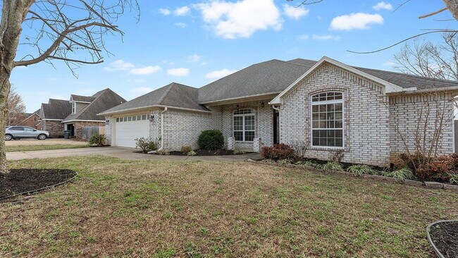 Building Photo - Newly update 4 bedroom house just off Double Springs Road