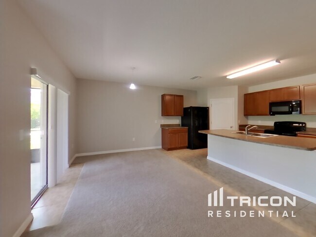 Building Photo - 7048 57th Terrace E Palmetto FL