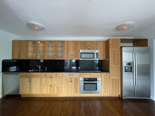 Foto del edificio - 64 Allston St