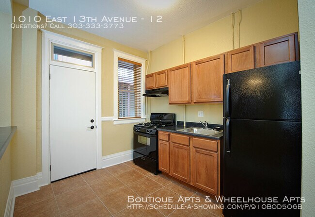 Building Photo - Boutique Apartments