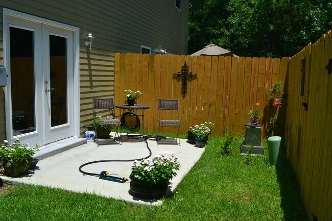 Foto del edificio - 12356 Village Maison Dr