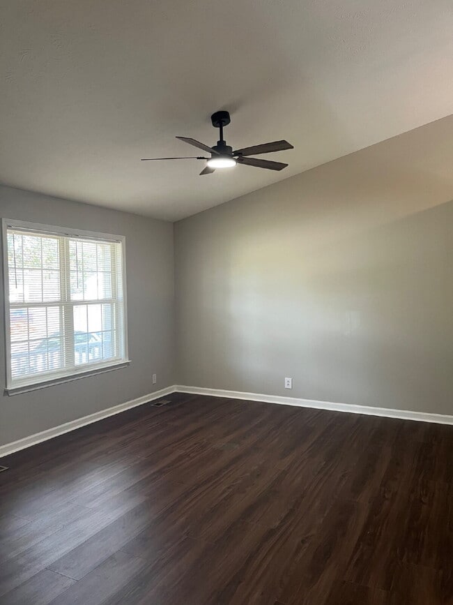 Photo - 805 Poplartree Ct Apartment