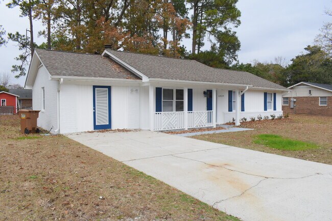 Foto del edificio - 4839 Berkley Dr