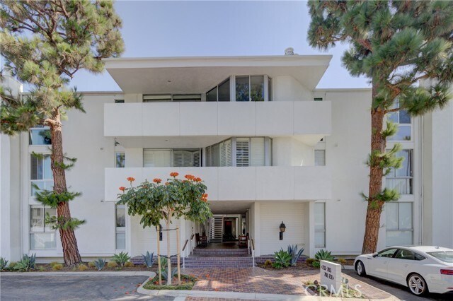 Foto del edificio - 743 Avocado Ave