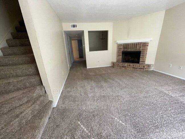 Foto del edificio - 2700 N 16th St