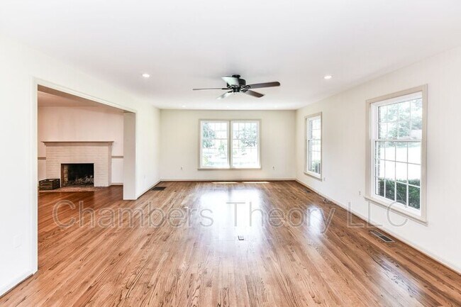 Building Photo - 2601 Turbridge Ln
