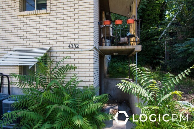 Foto del edificio - 4332 Adams Ave