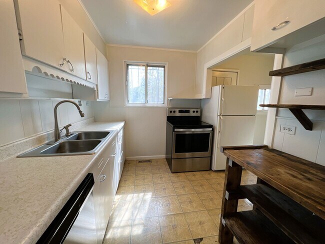 Foto del edificio - Lovely Home in Chafee Park Ready to Go!