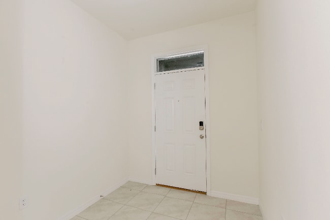 Building Photo - 1280 Yellow Finch Dr