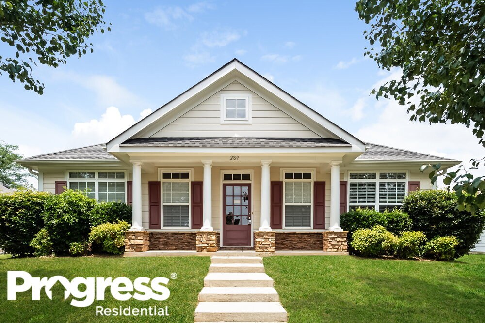 Foto principal - 289 Monarch Village Way