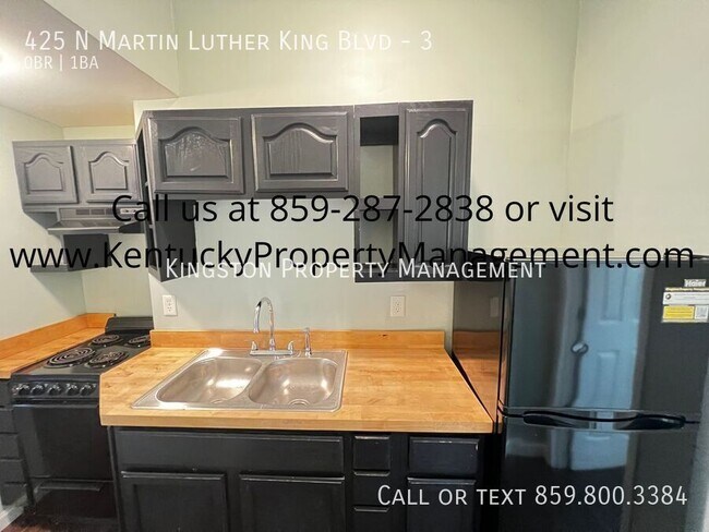 Foto del edificio - MOVE-IN SPECIAL!! 1/2 OFF DEPOSIT!! Newly ...