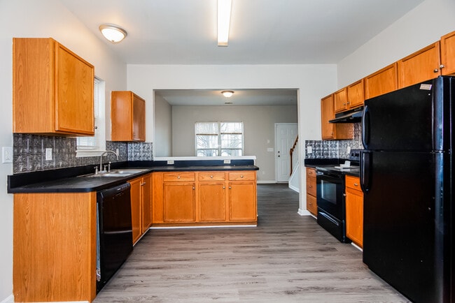 Foto del edificio - 1227 Joannas Ct