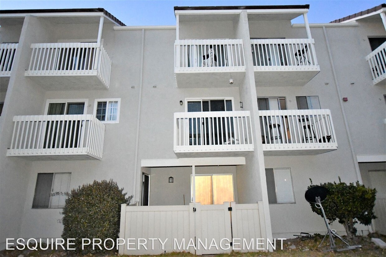 Primary Photo - 1 br, 1 bath House - 251 S. VENTURA RD