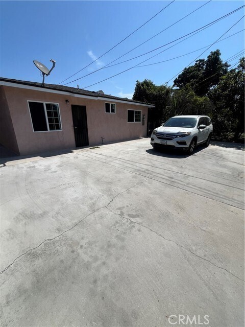 Foto del edificio - 1206 E 22nd St