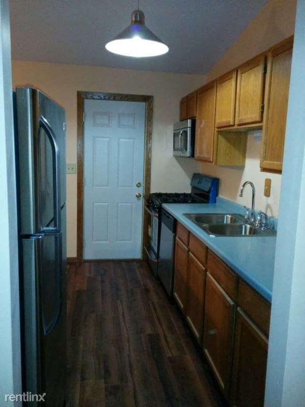 Building Photo - 3 br, 3 bath House - 349 Park ave