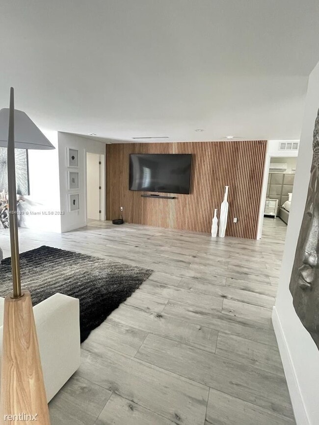 Building Photo - 5 br, 2.5 bath House - 4516 SW 132nd Pl