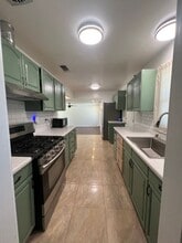 Building Photo - 8935 Rosetta Cir