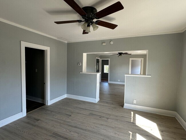 Foto del edificio - Iowa St