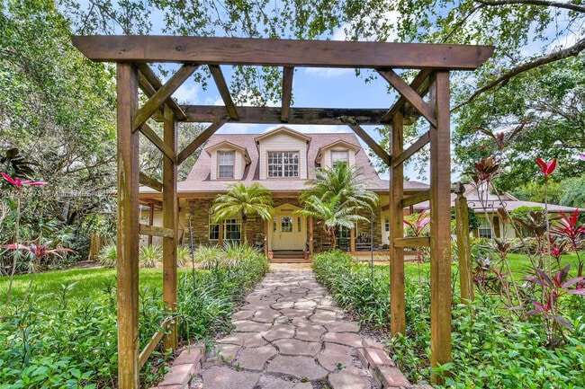 Foto del edificio - 14425 64th Ct N