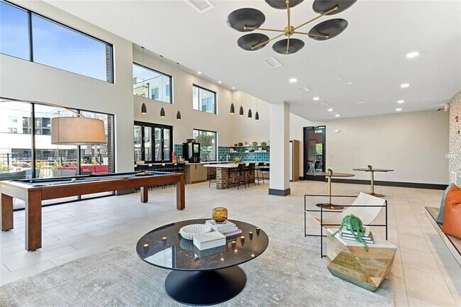 Foto del edificio - 125 Milton Ave SE