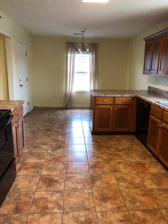 Foto del edificio - Beautiful 3 Bedroom Home in a Quiet Searcy Neighborhood!