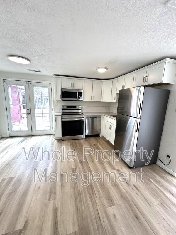 Foto del edificio - 6095 Pierce St