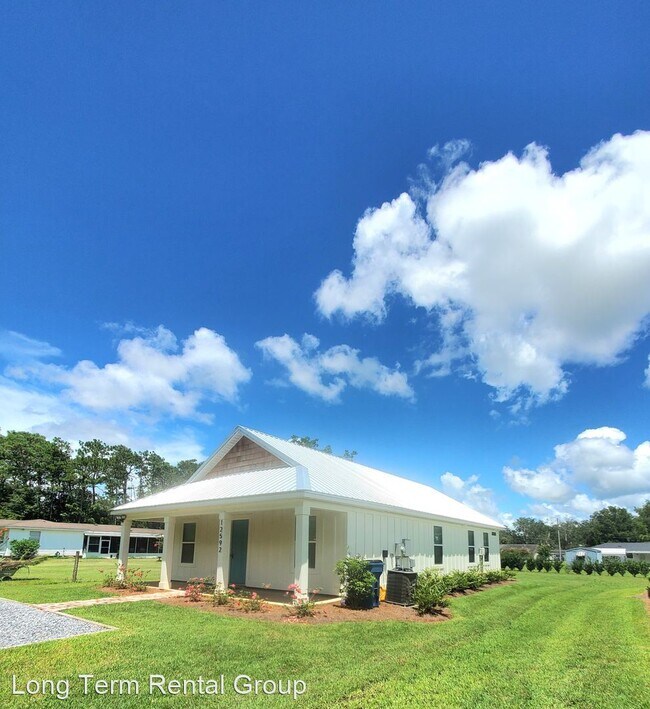 Foto del edificio - 3 br, 2 bath House - 12592 Dakota Street