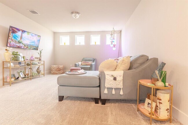 Foto del edificio - 7401 Grand Linden Wy