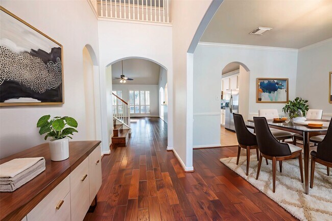 Foto del edificio - 3315 Twinmont Ln