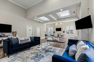 Building Photo - Riviera at West Village